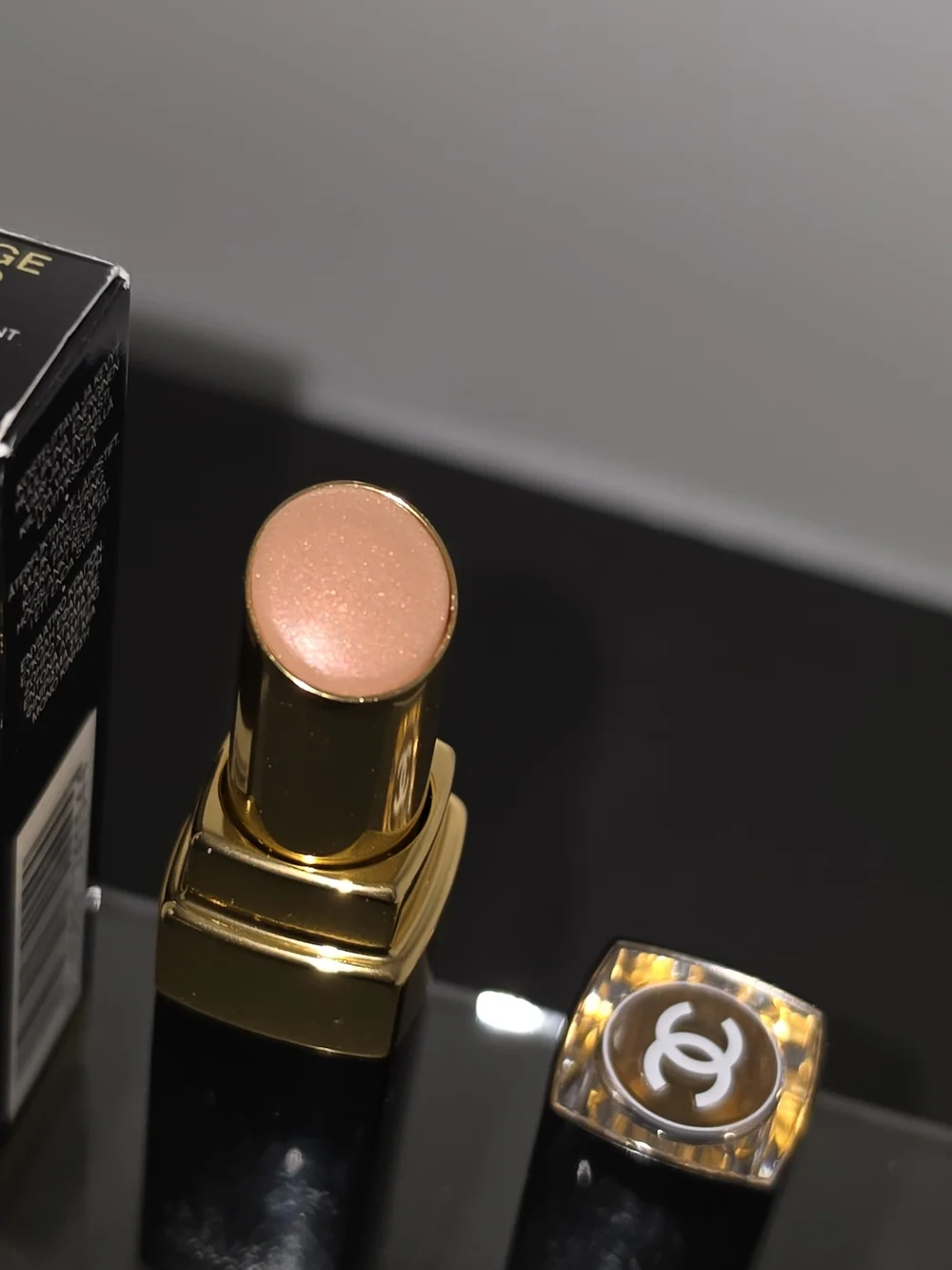 DISCONTINUED CHANEL Rouge Coco Flash Hydrating Lip Colour- 